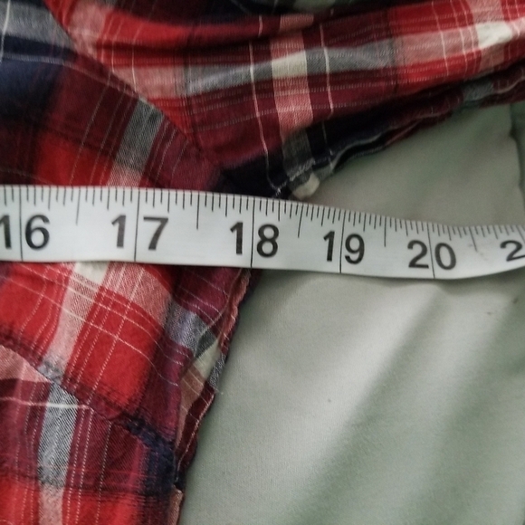 J.Crew Women's Plaid Button Down Long Sleeve Shirt - Picture 8 of 12